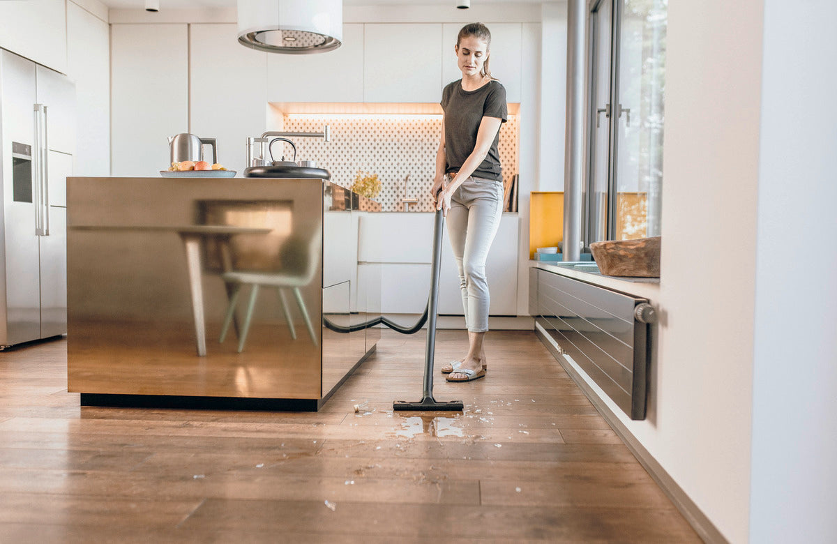 Kärcher Nass-/Trockensauger WD 2 Plus S V-19/4/18/C 1000 W - gebraucht